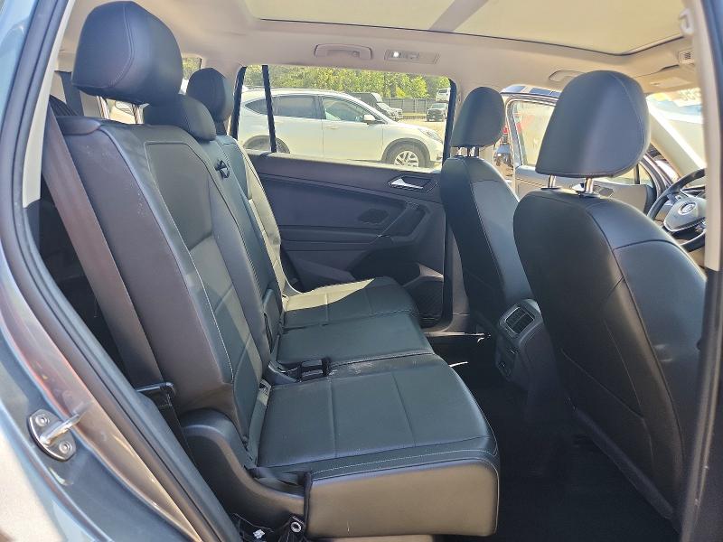 67516656 :رقم المزاد ، 3VV2B7AX6JM185176 vin ، 2018 Volkswagen Tiguan مزاد بيع