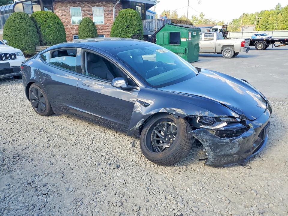 67262076 :رقم المزاد ، 5YJ3E1EB0TF214801 vin ، 2026 Tesla Model 3 مزاد بيع