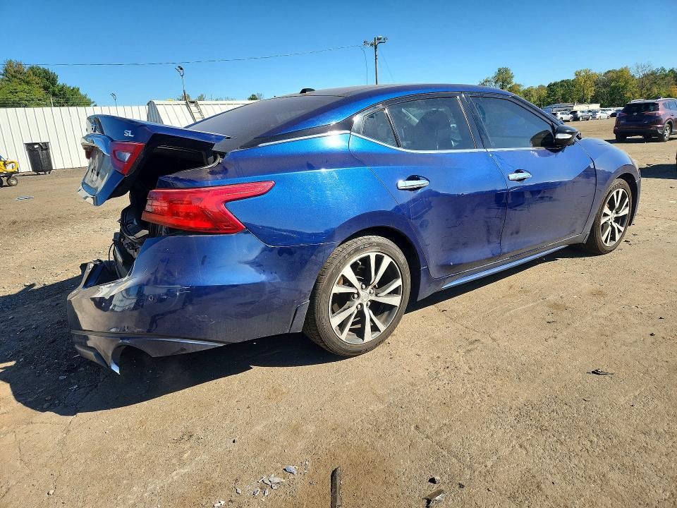 70045126 :رقم المزاد ، 1N4AA6AP8HC451290 vin ، 2017 Nissan Maxima مزاد بيع