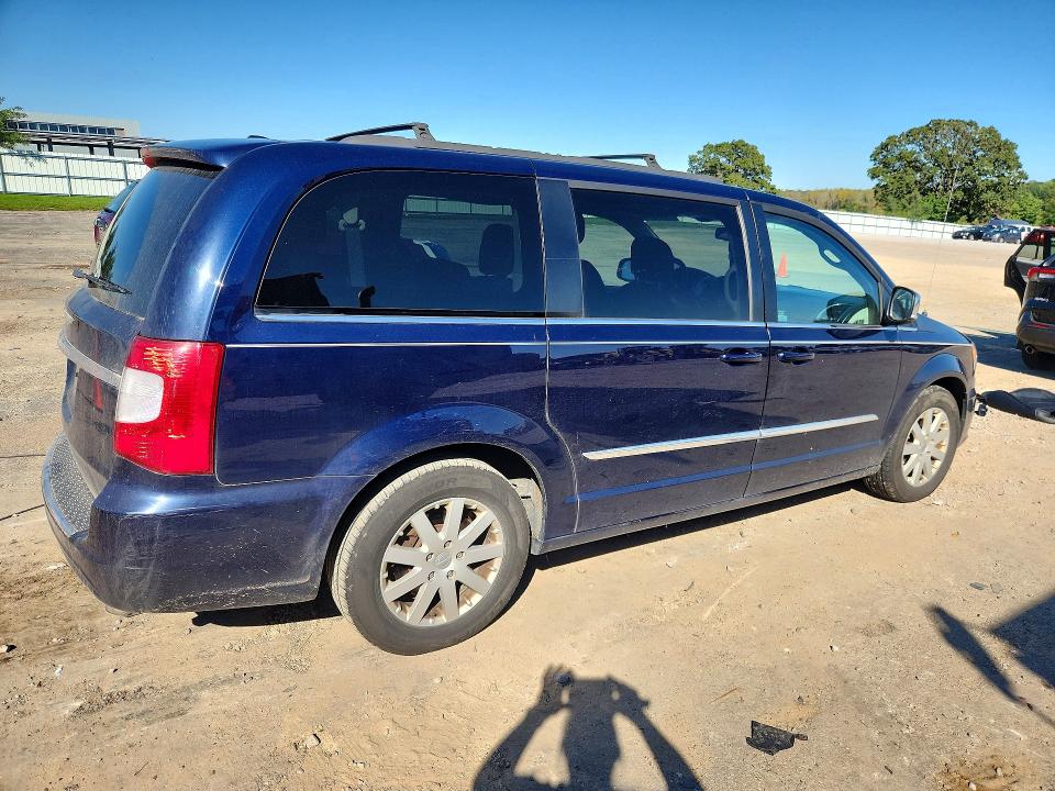 71035546 :رقم المزاد ، 2C4RC1BG5GR173110 vin ، 2016 Chrysler Town & Country مزاد بيع