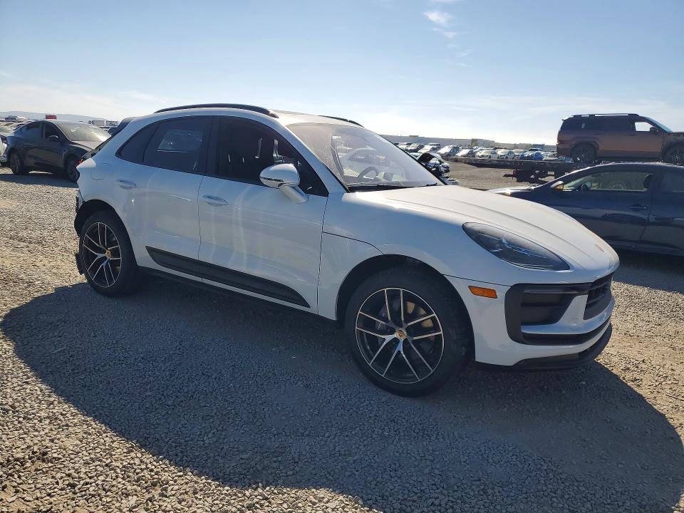 Продаж на аукціоні авто 2024 Porsche Macan, vin: WP1AA2A52RLB18505, номер лоту: 70276376