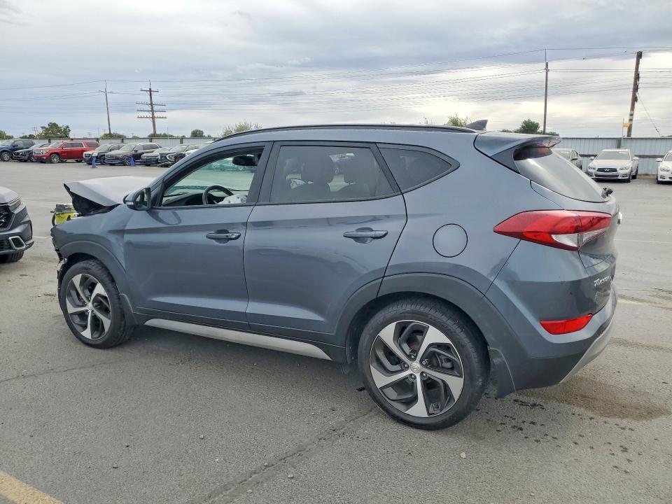 67209266 :رقم المزاد ، KM8J3CA24JU668046 vin ، 2018 Hyundai Tucson مزاد بيع