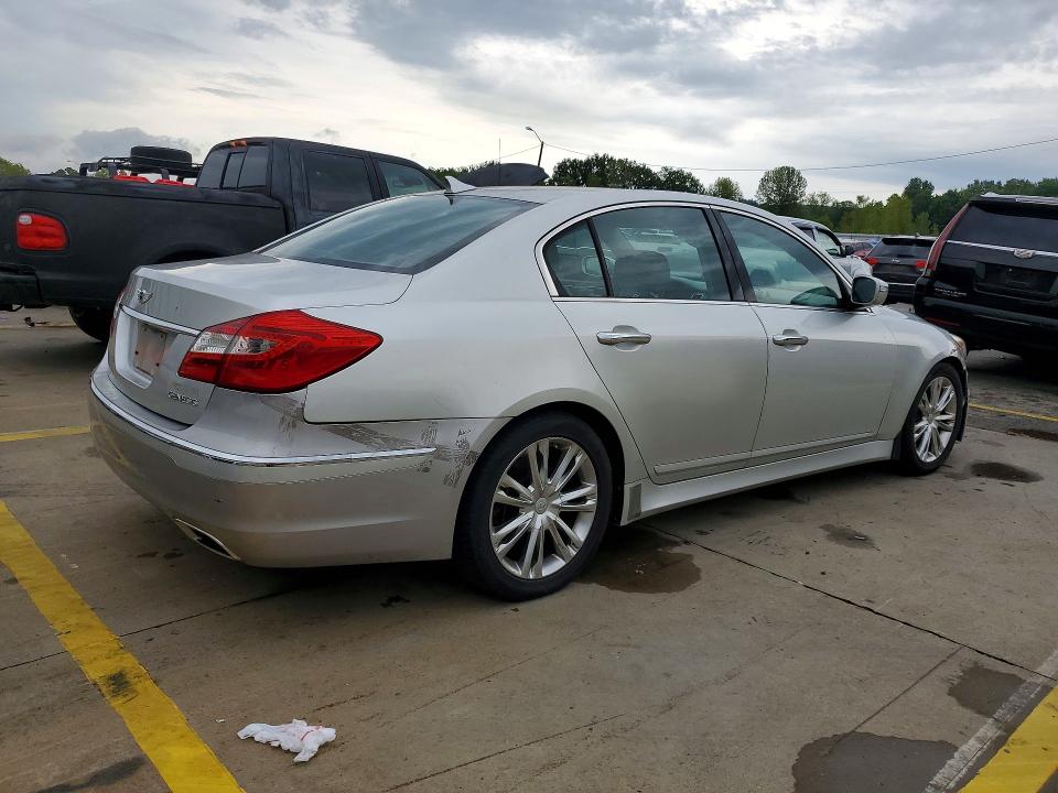 2013 Hyundai Genesis მანქანა იყიდება აუქციონზე, vin: KMHGC4DD7DU221079, აუქციონის ნომერი: 68214186