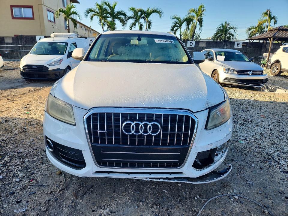 2013 Audi Q5 მანქანა იყიდება აუქციონზე, vin: WA1LFAFP5DA055611, აუქციონის ნომერი: 70688916