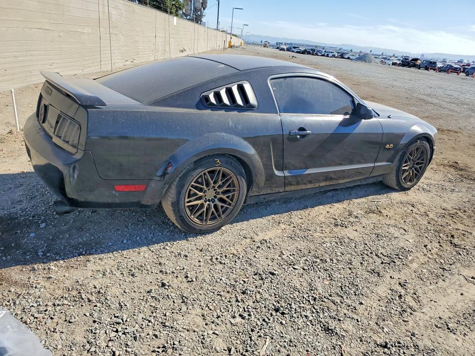 2009 Ford Mustang მანქანა იყიდება აუქციონზე, vin: 1ZVHT80N395132073, აუქციონის ნომერი: 69856986