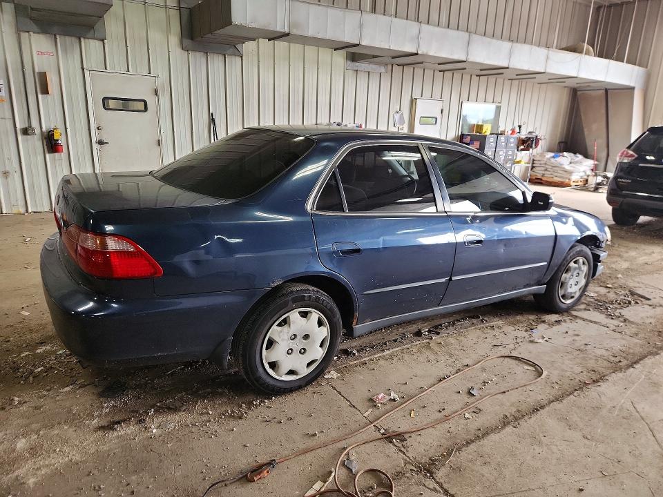 2000 Honda Accord მანქანა იყიდება აუქციონზე, vin: JHMCG5543YC036789, აუქციონის ნომერი: 70228346