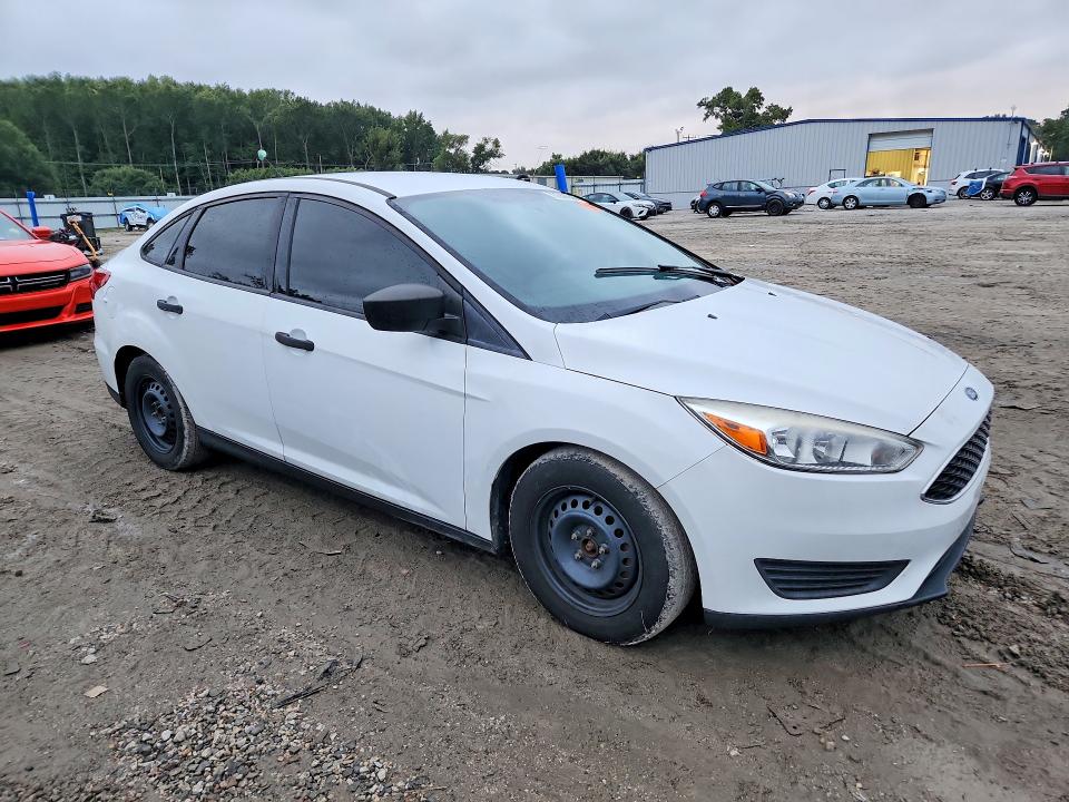 Продажа на аукционе авто 2017 Ford Focus, vin: 1FADP3E25HL257700, номер лота: 70368506