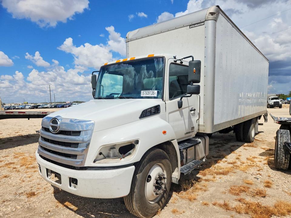 67939136 :رقم المزاد ، 5PVNE8JV0K4S57252 vin ، 2019 Hino Hino 268 مزاد بيع
