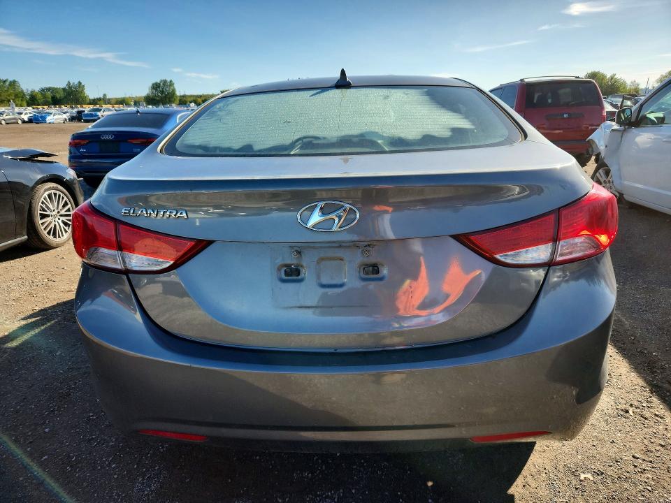 2013 Hyundai Elantra მანქანა იყიდება აუქციონზე, vin: 5NPDH4AE3DH212752, აუქციონის ნომერი: 68286156