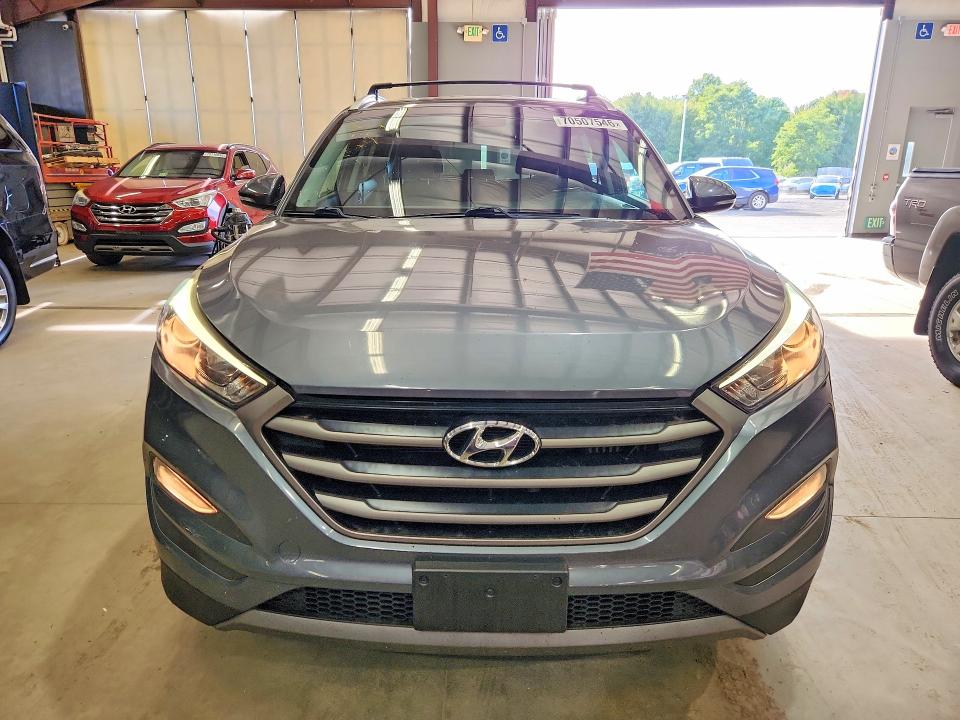 Продаж на аукціоні авто 2016 Hyundai Tucson, vin: KM8J33A25GU111171, номер лоту: 70507546