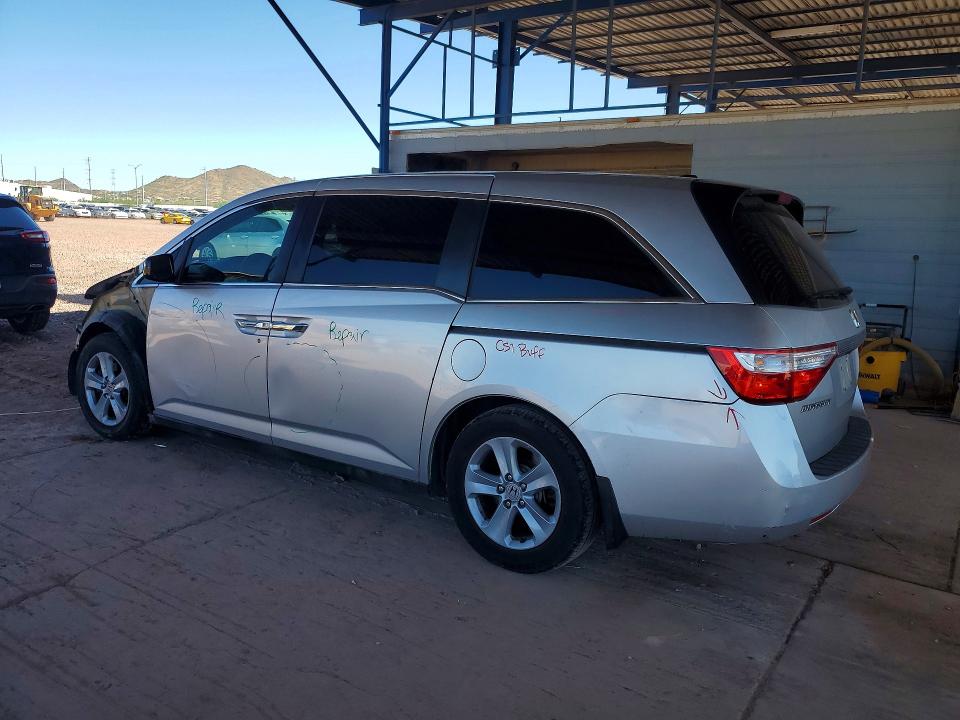 70638186 :رقم المزاد ، 5FNRL5H6XDB041540 vin ، 2013 Honda Odyssey مزاد بيع