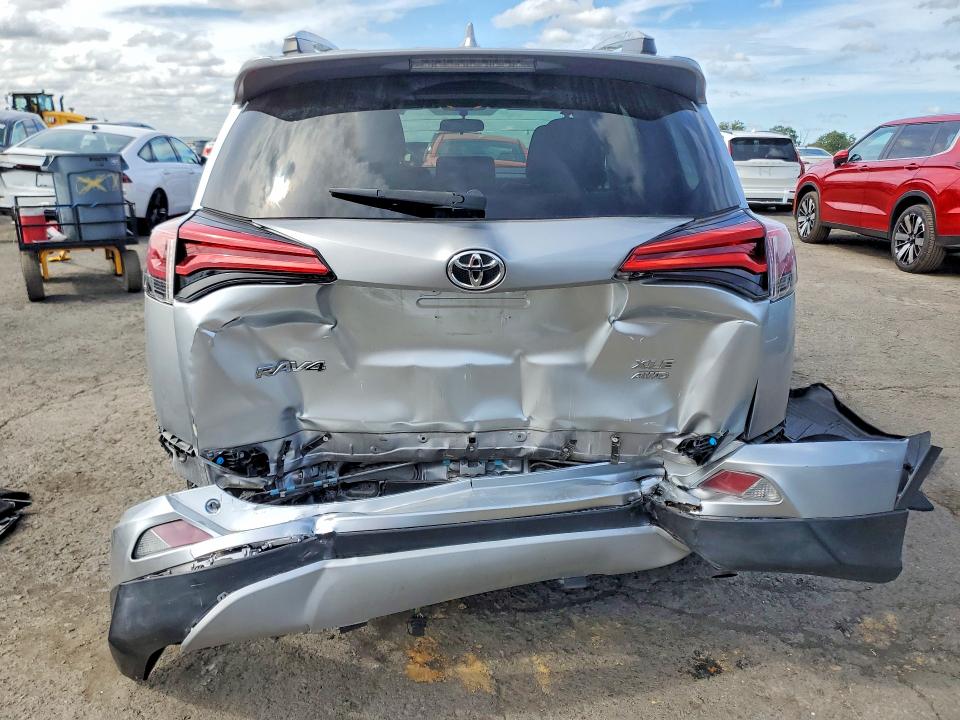 Продаж на аукціоні авто 2016 Toyota Rav4, vin: 2T3RFREV6GW423847, номер лоту: 69933926