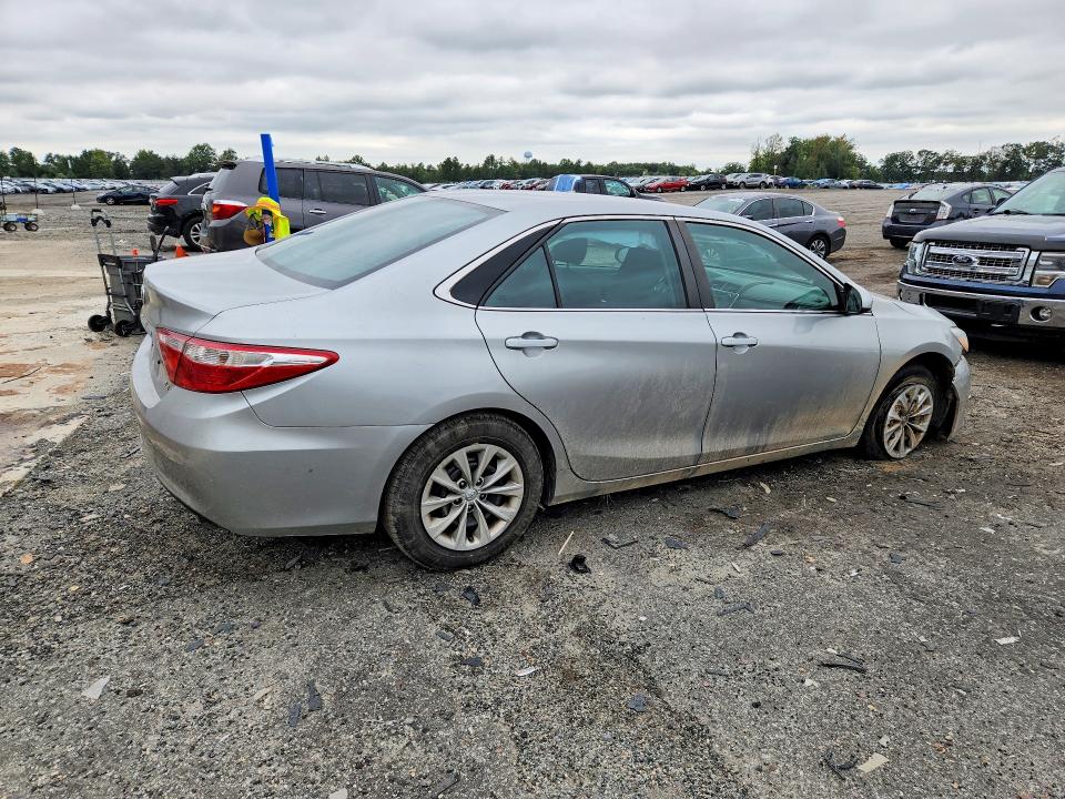 Aukcja sprzedaży 2016 Toyota Camry, vin: 4T4BF1FK2GR523885, numer aukcji: 69925946