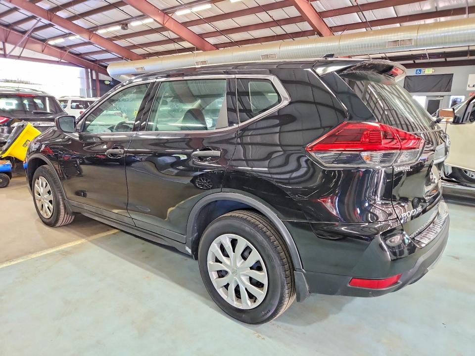 2018 Nissan Rogue მანქანა იყიდება აუქციონზე, vin: 5N1AT2MV2JC792922, აუქციონის ნომერი: 70423796
