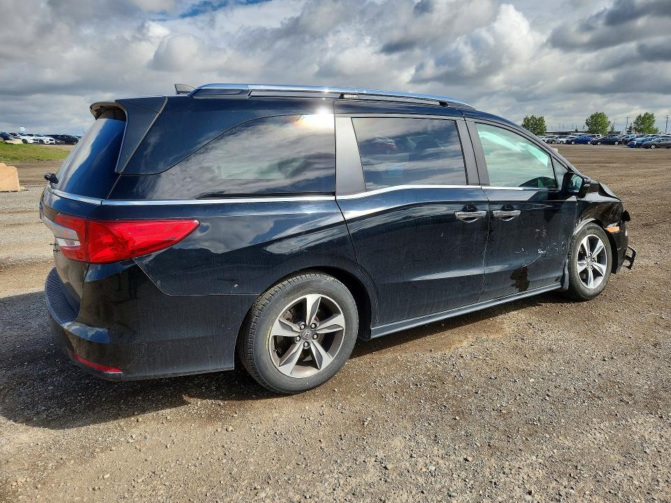 Продаж на аукціоні авто 2018 Honda Odyssey, vin: 5FNRL6H62JB503087, номер лоту: 68816196