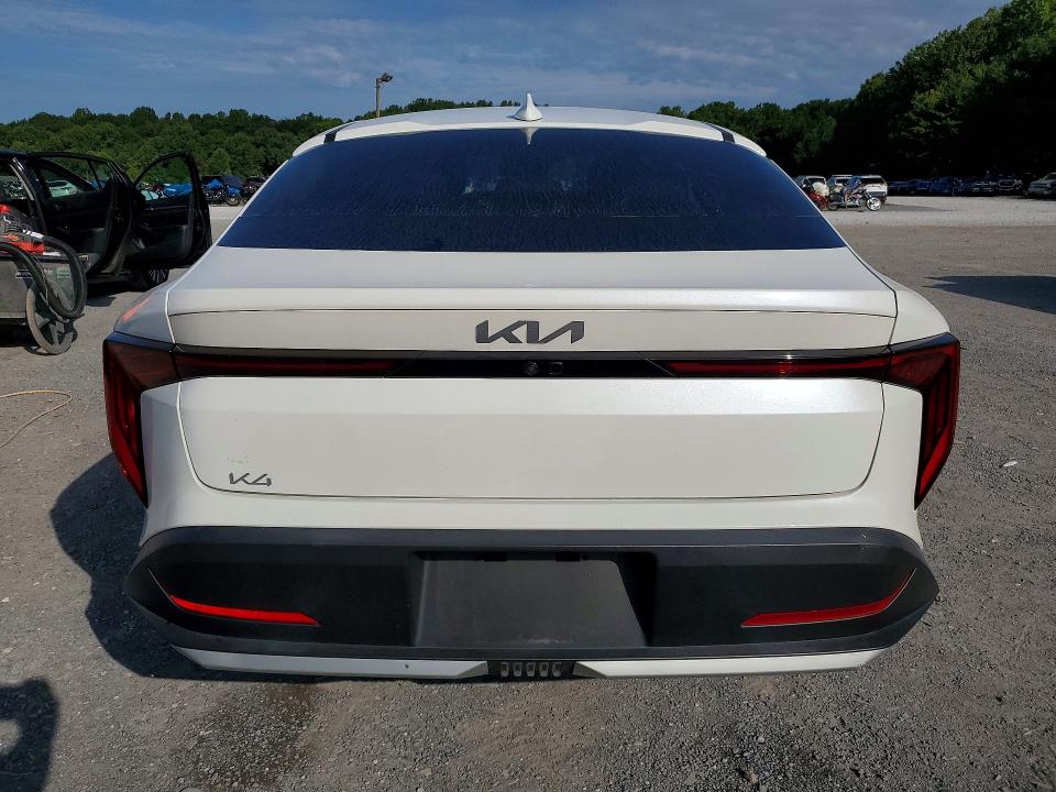 Продажа на аукционе авто 2025 Kia K4, vin: 3KPFU4DE0SE008606, номер лота: 67990756