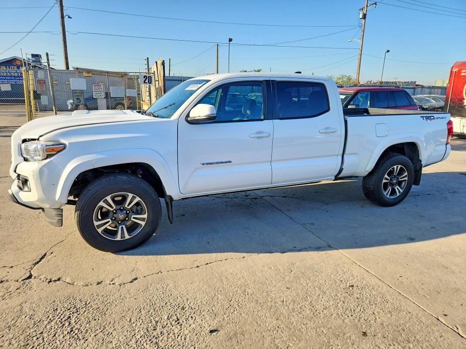 Auction sale of the 2017 Toyota Tacoma, vin: 3TMBZ5DN4HM008953, lot number: 70000916