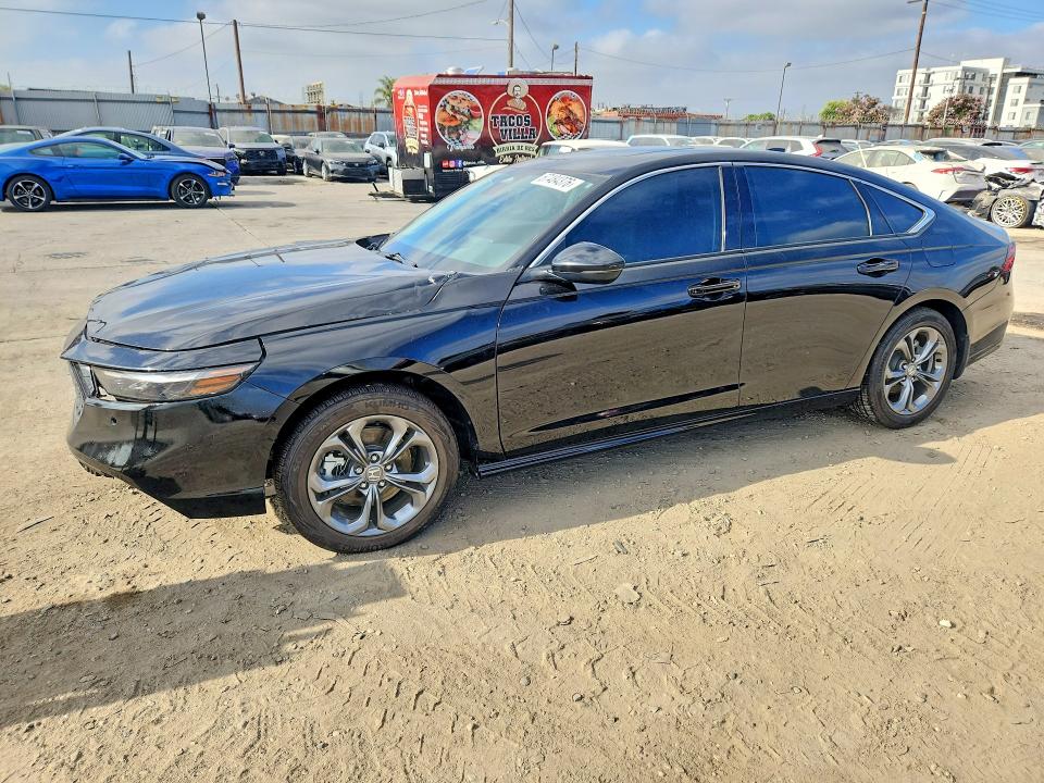 67484376 :رقم المزاد ، 1HGCY2F66PA056673 vin ، 2023 Honda Accord مزاد بيع
