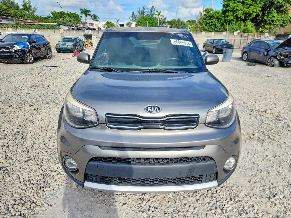Продаж на аукціоні авто 2017 Kia Soul, vin: KNDJP3A59H7427496, номер лоту: 68886016