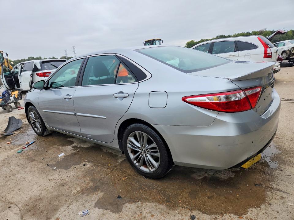 2015 Toyota Camry მანქანა იყიდება აუქციონზე, vin: 4T1BF1FK4FU024501, აუქციონის ნომერი: 70038976