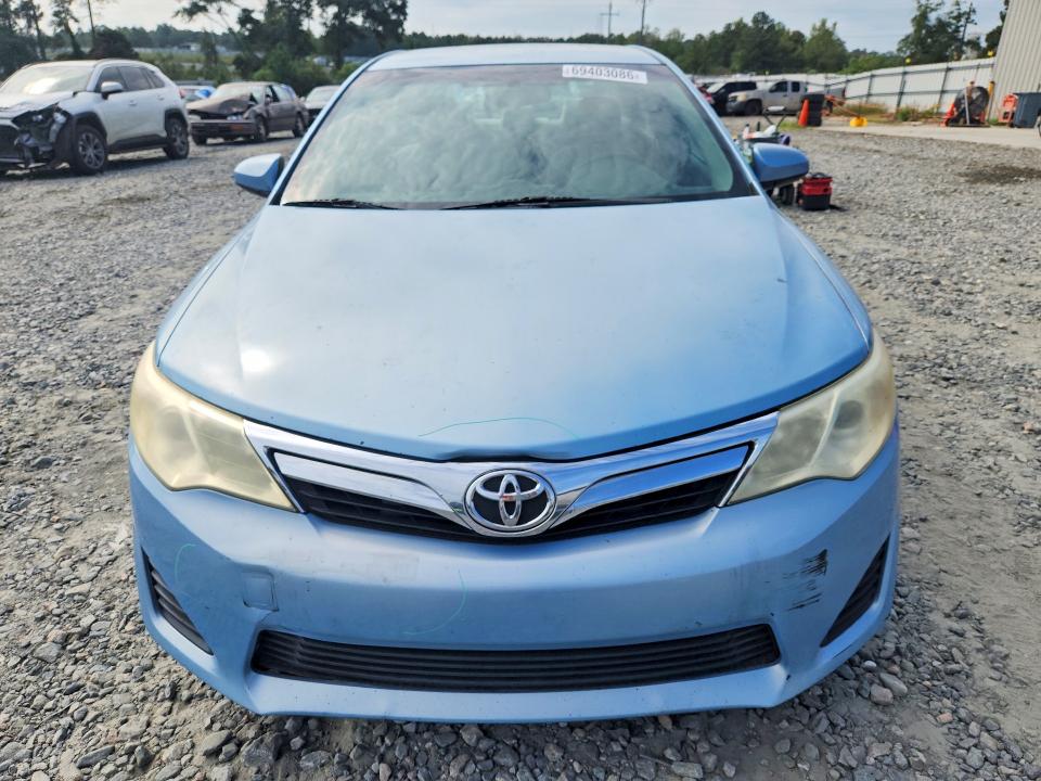 69403086 :رقم المزاد ، 4T4BF1FK4CR209293 vin ، 2012 Toyota Camry مزاد بيع