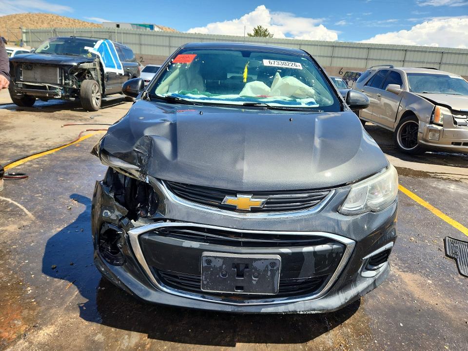 67330226 :رقم المزاد ، 1G1JD5SH1H4133128 vin ، 2017 Chevrolet Sonic مزاد بيع