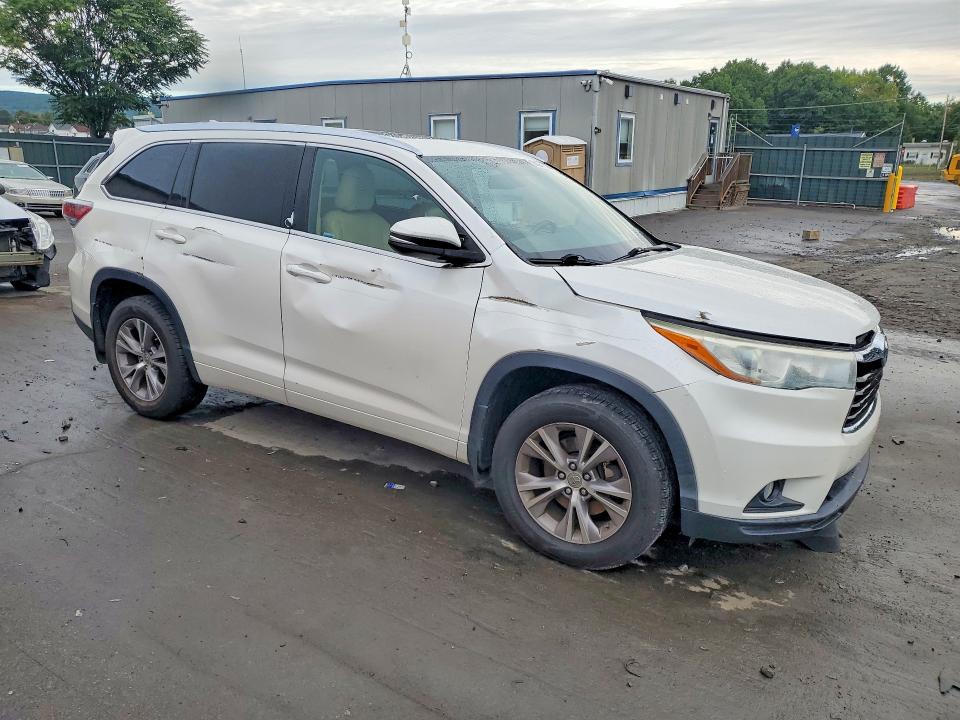 Aukcja sprzedaży 2015 Toyota Highlander, vin: 5TDJKRFH7FS120657, numer aukcji: 68061236