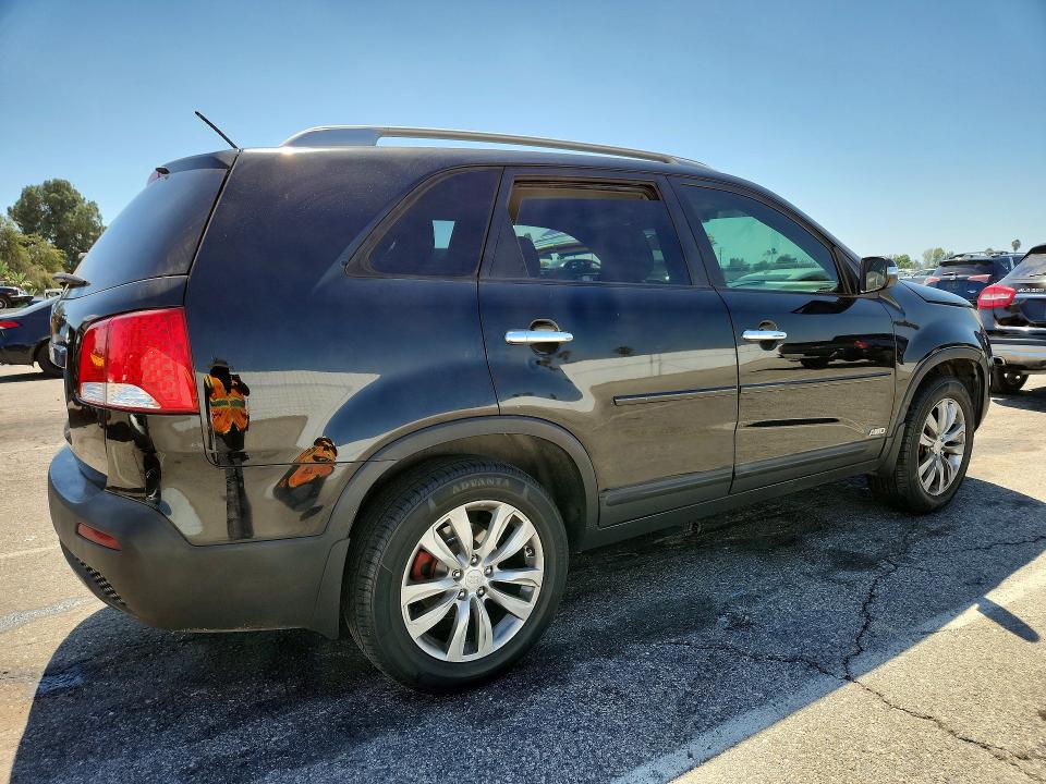 Продажа на аукционе авто 2011 Kia Sorento, vin: 5XYKTDA27BG046736, номер лота: 68647466