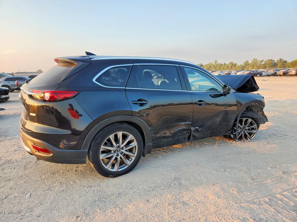 Продажа на аукционе авто 2018 Mazda Cx-9, vin: JM3TCBEY2J0207786, номер лота: 69988526