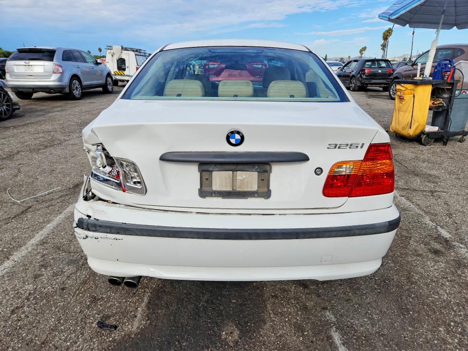 Продажа на аукционе авто 2005 Bmw 325, vin: WBAAZ33435KW78163, номер лота: 65604796