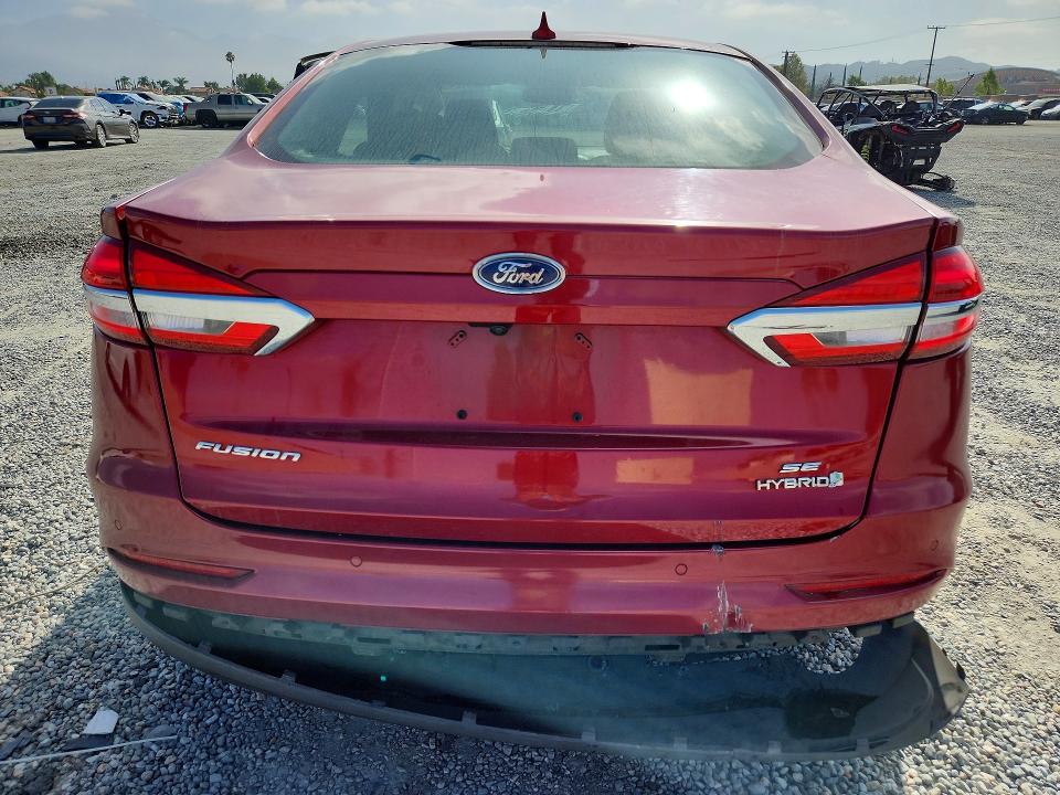 2019 Ford Fusion მანქანა იყიდება აუქციონზე, vin: 3FA6P0LU4KR222120, აუქციონის ნომერი: 69612436