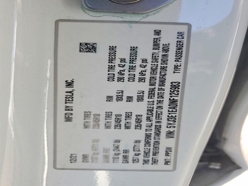 64395776 :رقم المزاد ، 5YJ3E1EA0NF125983 vin ، 2022 Tesla Model 3 مزاد بيع