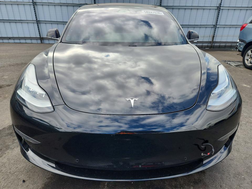 Продажа на аукционе авто 2019 Tesla Model 3, vin: 5YJ3E1EB2KF194078, номер лота: 68247636
