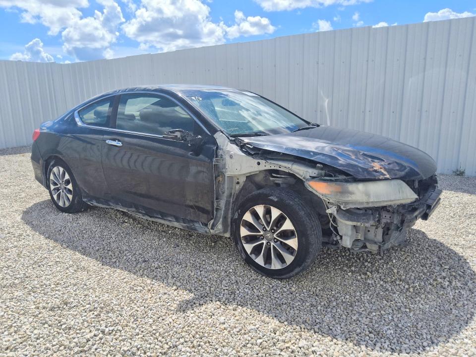 2014 Honda Accord მანქანა იყიდება აუქციონზე, vin: 1HGCT1B71EA002833, აუქციონის ნომერი: 68303646