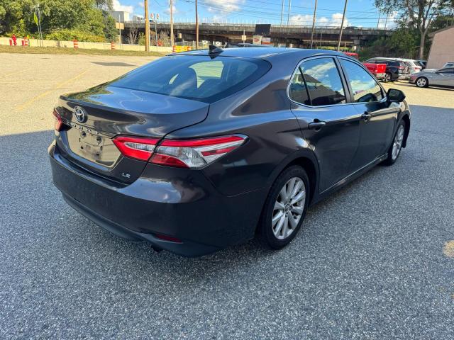 70513206 :رقم المزاد ، 4T1B11HK0KU808910 vin ، 2019 Toyota Camry مزاد بيع