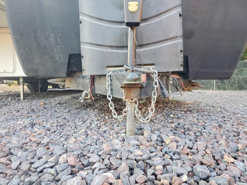 67238636 :رقم المزاد ، 4YDT29822FB453175 vin ، 2015 Keystone Outback مزاد بيع