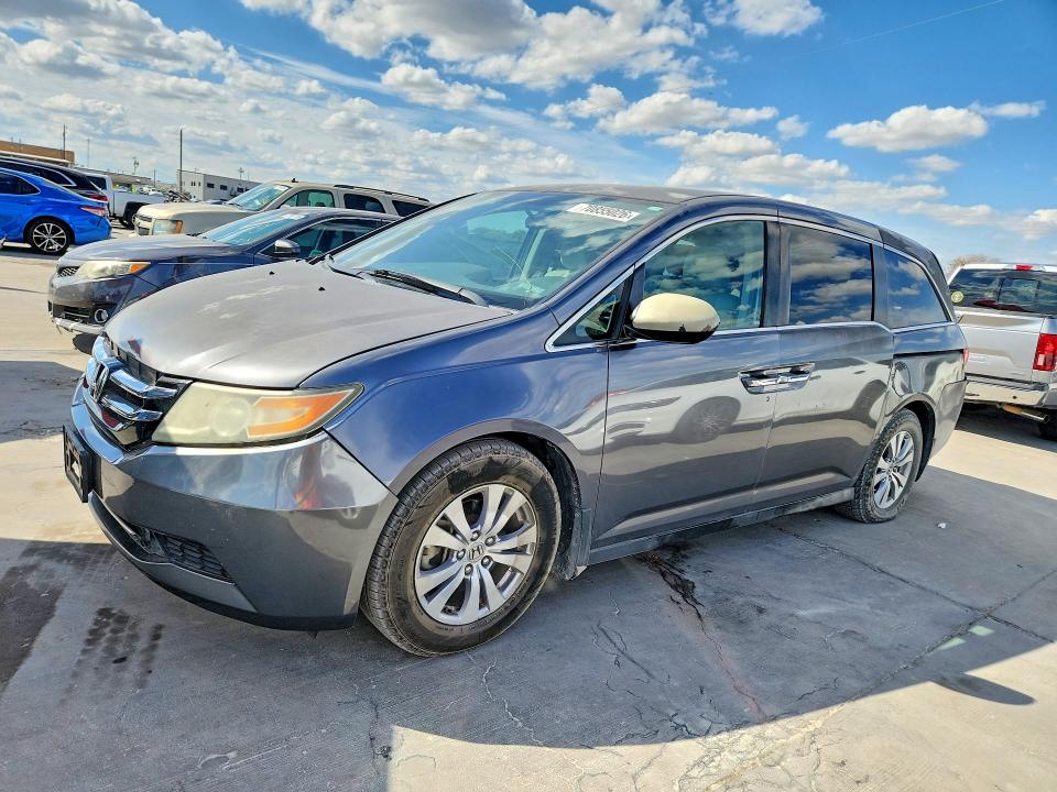 70855026 :رقم المزاد ، 5FNRL5H42EB018088 vin ، 2014 Honda Odyssey مزاد بيع