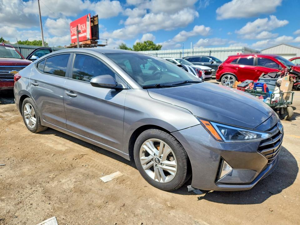 Продажа на аукционе авто 2019 Hyundai Elantra, vin: 5NPD84LFXKH425412, номер лота: 69933946