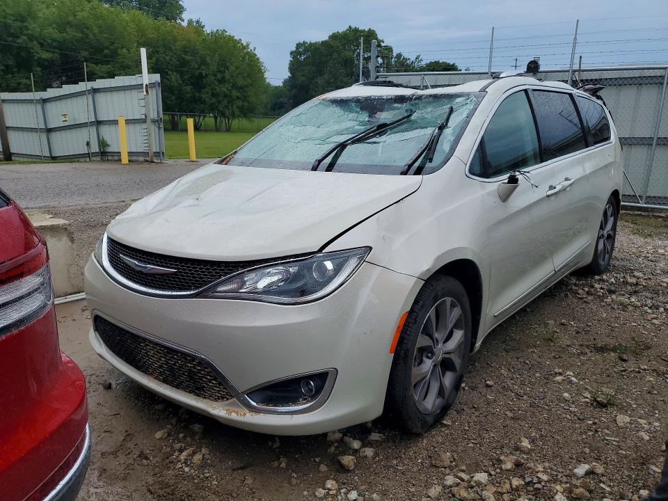 Продаж на аукціоні авто 2019 Chrysler Pacifica, vin: 2C4RC1GG0KR722021, номер лоту: 68386876