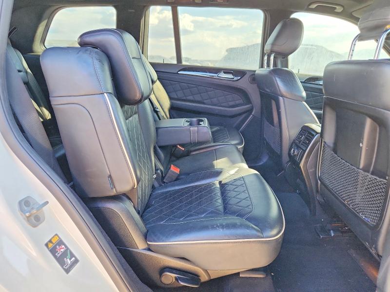 68303156 :رقم المزاد ، 4JGDF6EE1FA446499 vin ، 2015 Mercedes-benz Gl مزاد بيع