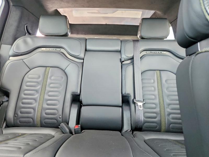 Aukcja sprzedaży 2023 Rivian R1s, vin: 7PDSGABL2PN020810, numer aukcji: 70019556