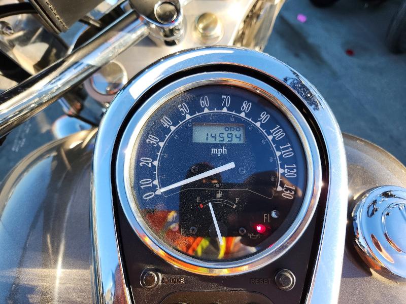 70947796 :رقم المزاد ، JKAVN2D16EA050080 vin ، 2014 Kawasaki Vn900 مزاد بيع