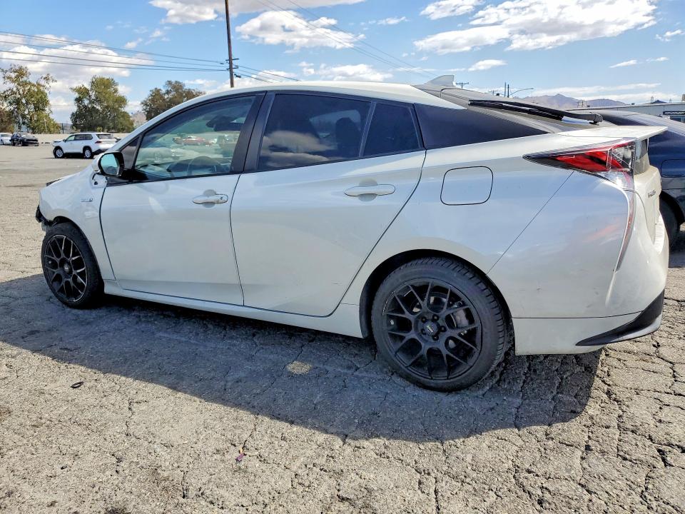 69459036 :رقم المزاد ، JTDKARFU6G3010027 vin ، 2016 Toyota Prius مزاد بيع