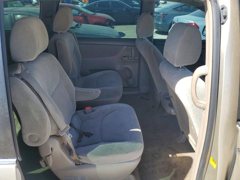 Продаж на аукціоні авто 2010 Toyota Sienna, vin: 5TDKK4CC6AS342969, номер лоту: 69151666