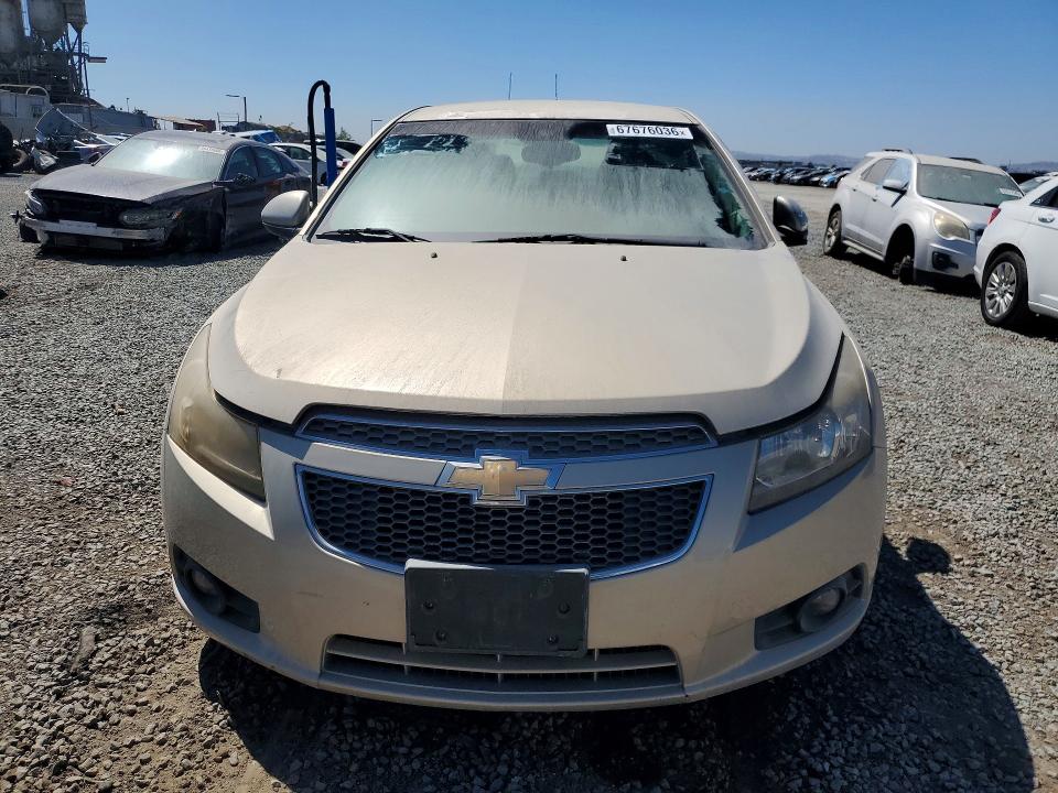 67676036 :رقم المزاد ، 1G1PJ5S96B7273578 vin ، 2011 Chevrolet Cruze مزاد بيع