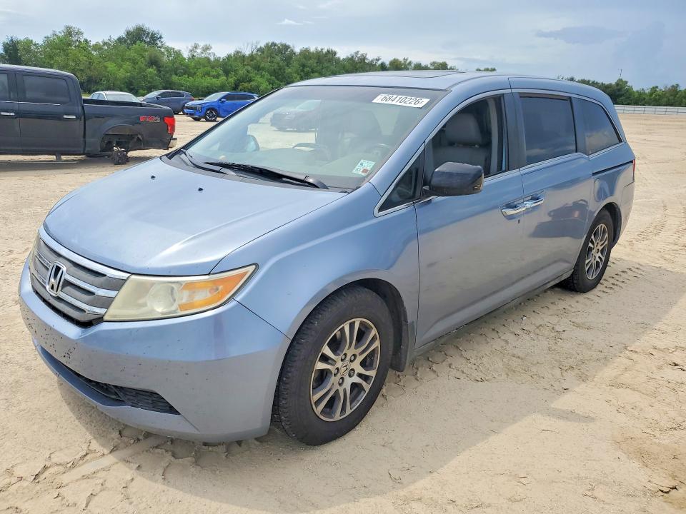68410226 :رقم المزاد ، 5FNRL5H68CB085065 vin ، 2012 Honda Odyssey مزاد بيع