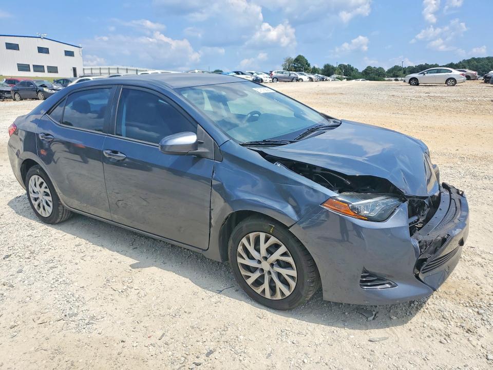 Продажа на аукционе авто 2018 Toyota Corolla, vin: 5YFBURHE2JP792998, номер лота: 67675836