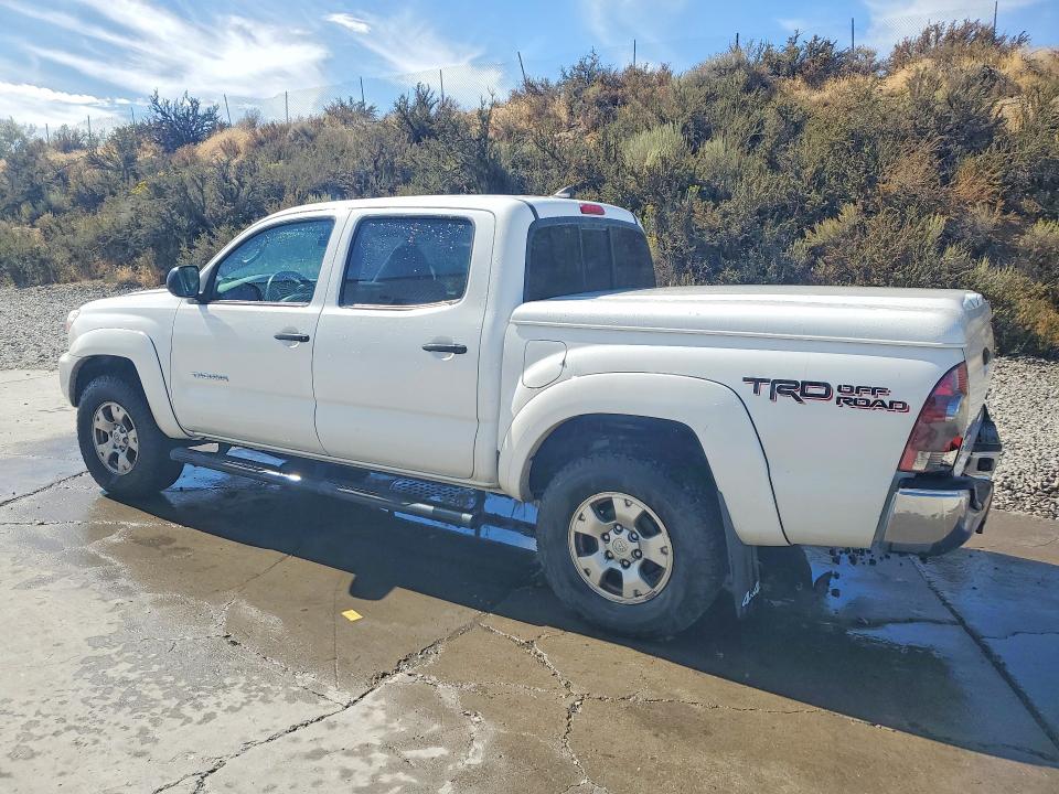 Aukcja sprzedaży 2015 Toyota Tacoma, vin: 3TMLU4EN8FM194621, numer aukcji: 69815876