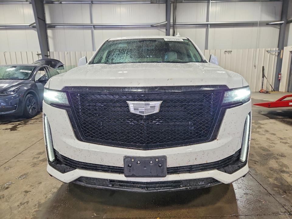 70970366 :رقم المزاد ، 1GYS4RKL2MR437387 vin ، 2021 Cadillac Escalade مزاد بيع