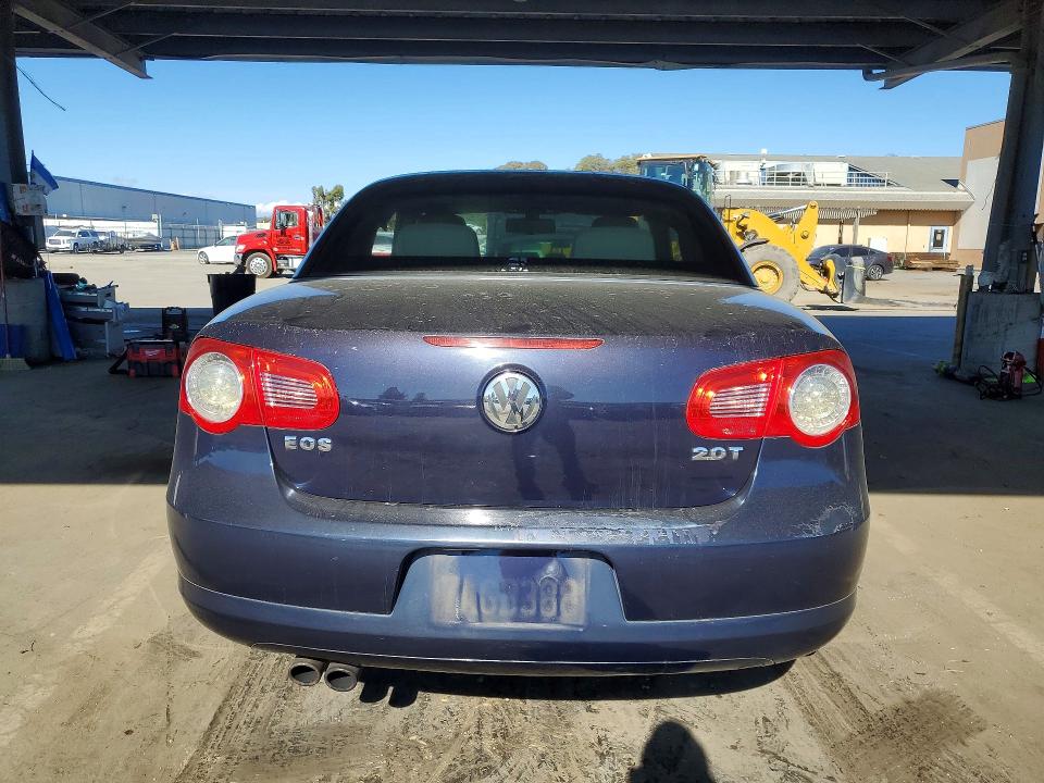 67698446 :رقم المزاد ، WVWFA71F57V004156 vin ، 2007 Volkswagen Eos مزاد بيع